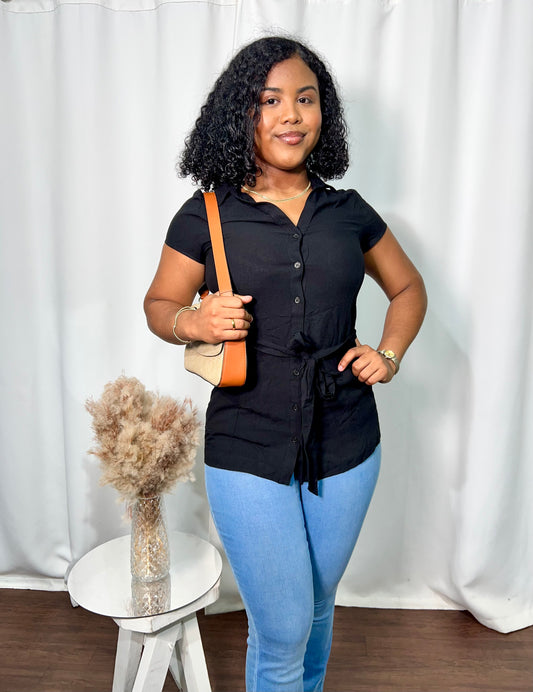 BUTTON-DOWN SHORT SLEEVE W/ BELT TOP