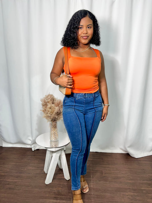 RUCHED SQUARE NECK TOP